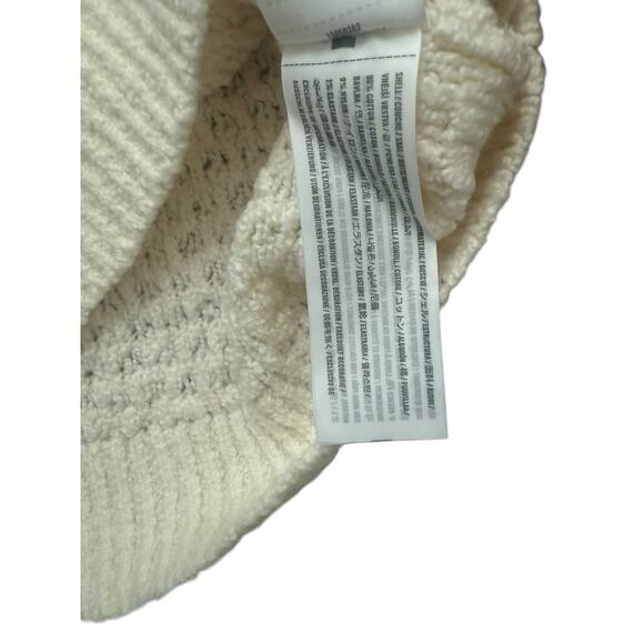 Abercrombie & Fitch Women's Knit Soft Long Sleeve Cream Sweater NWT Size Large - Picture 4 of 5